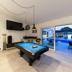 Holiday home Stunning In With Sauna Razanac