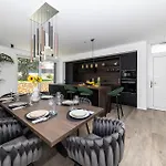 Stunning In With Sauna Holiday home