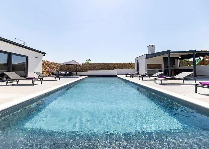 Stunning In With Sauna