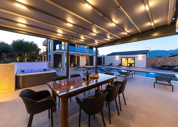 Stunning In With Sauna Holiday home Razanac